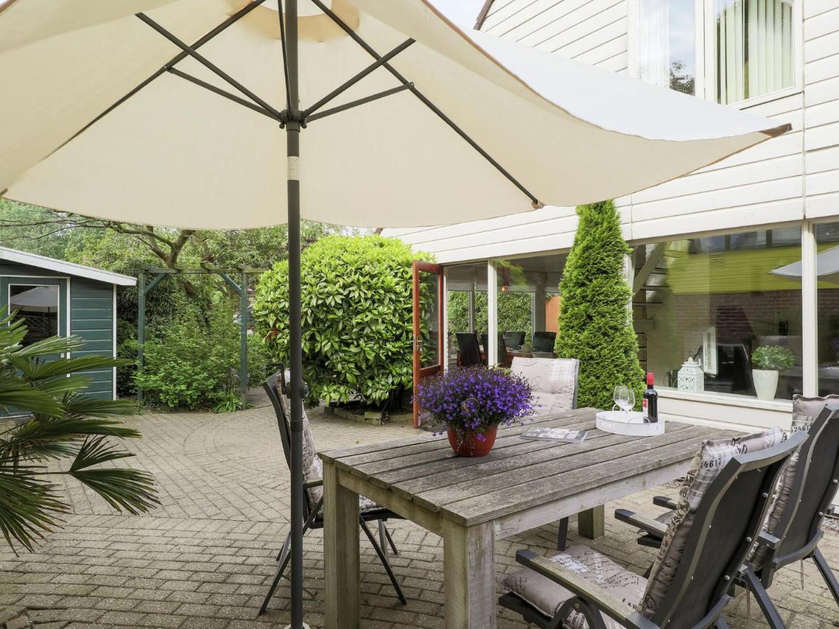 Cosy Holiday Home In Noordwijkerhout Near Lake Luaran gambar