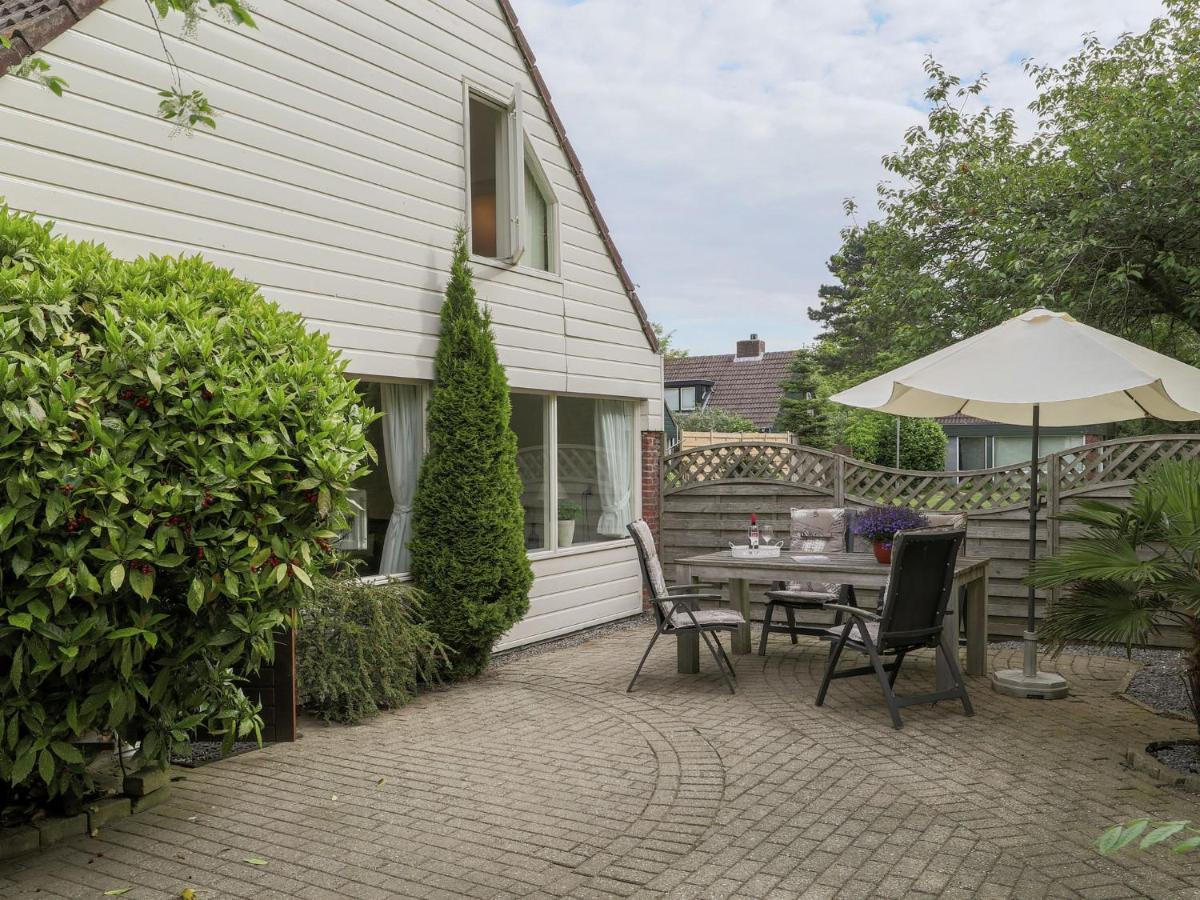 Cosy Holiday Home In Noordwijkerhout Near Lake Luaran gambar